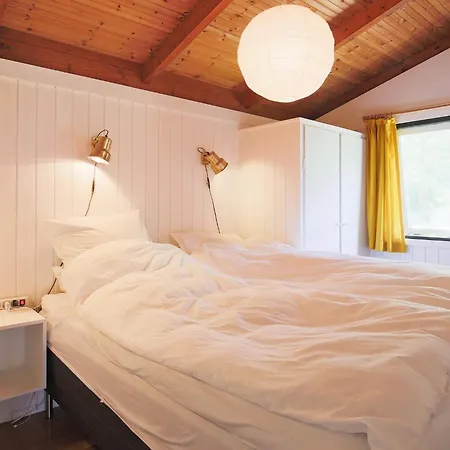 6 Person Tisvildeleje